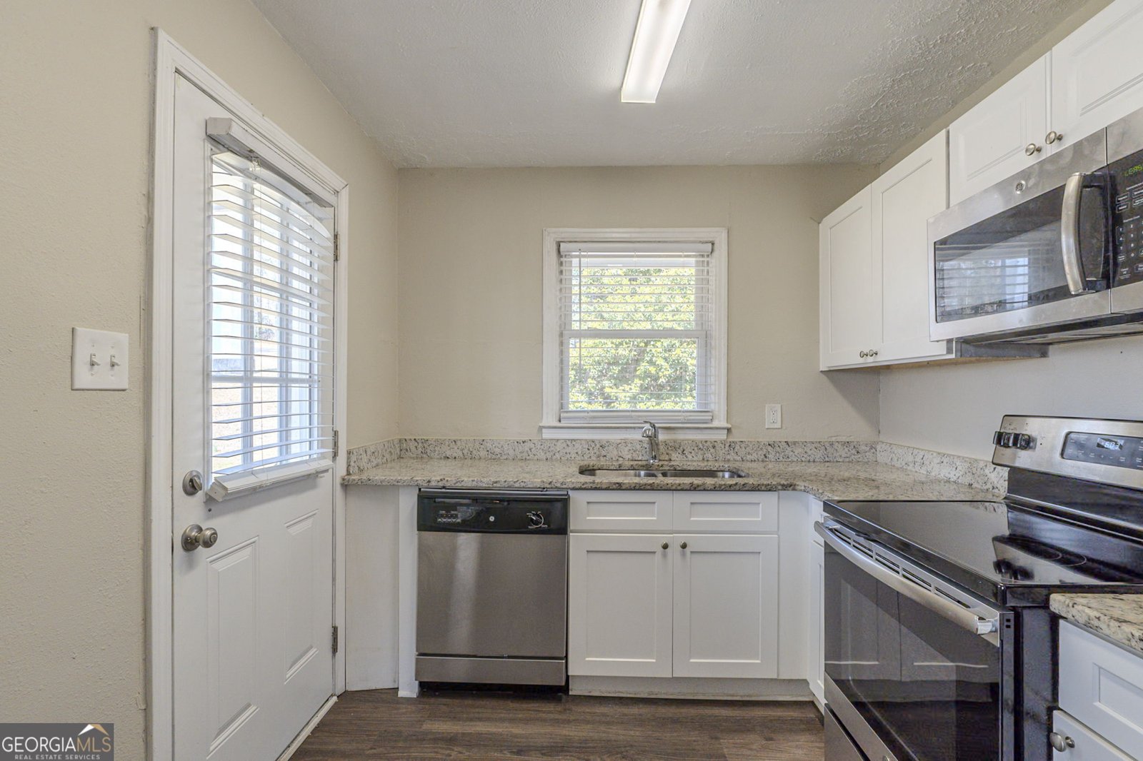 1925 Campbellton Road Atlanta - 9