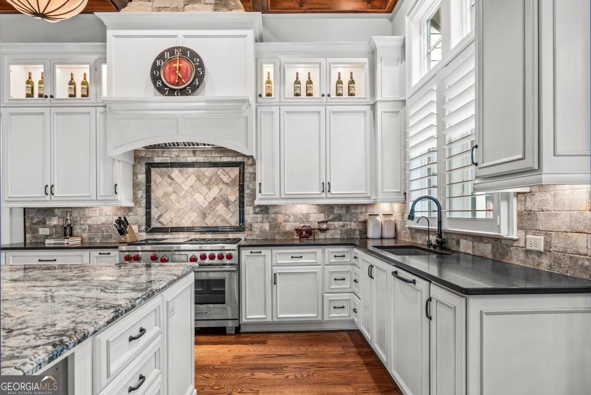 1831 Parrotts Pointe Road Greensboro - 25