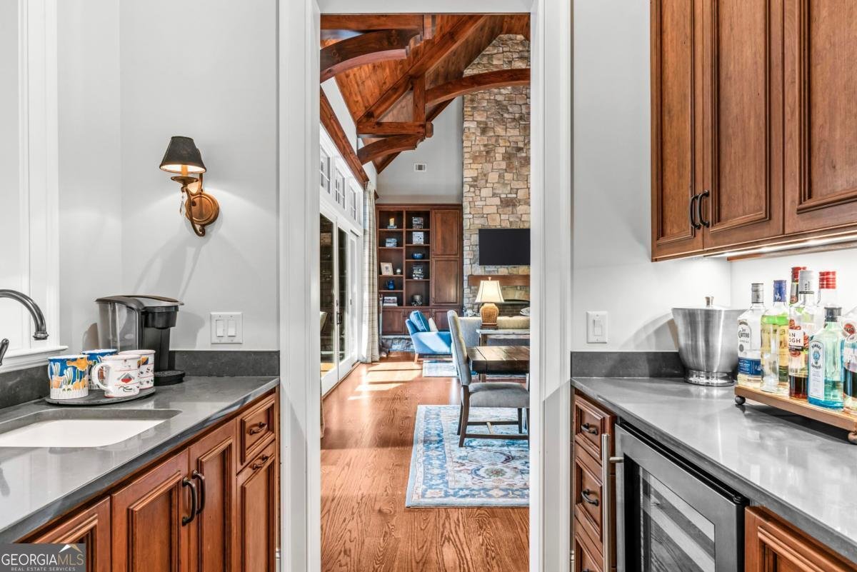 1831 Parrotts Pointe Road Greensboro - 31