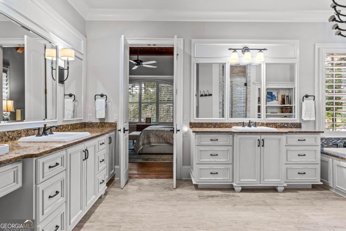 1831 Parrotts Pointe Road Greensboro - 49