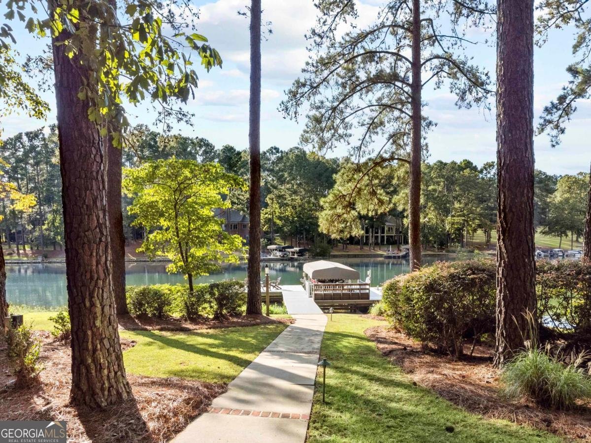 1831 Parrotts Pointe Road Greensboro - 7