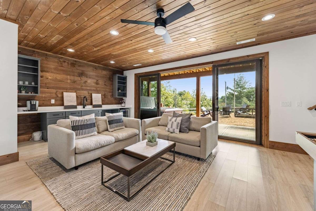 351 South Dream Catcher Blue Ridge - 36