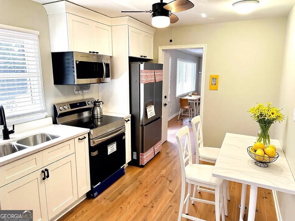 2257 Collins Drive East Point - 1