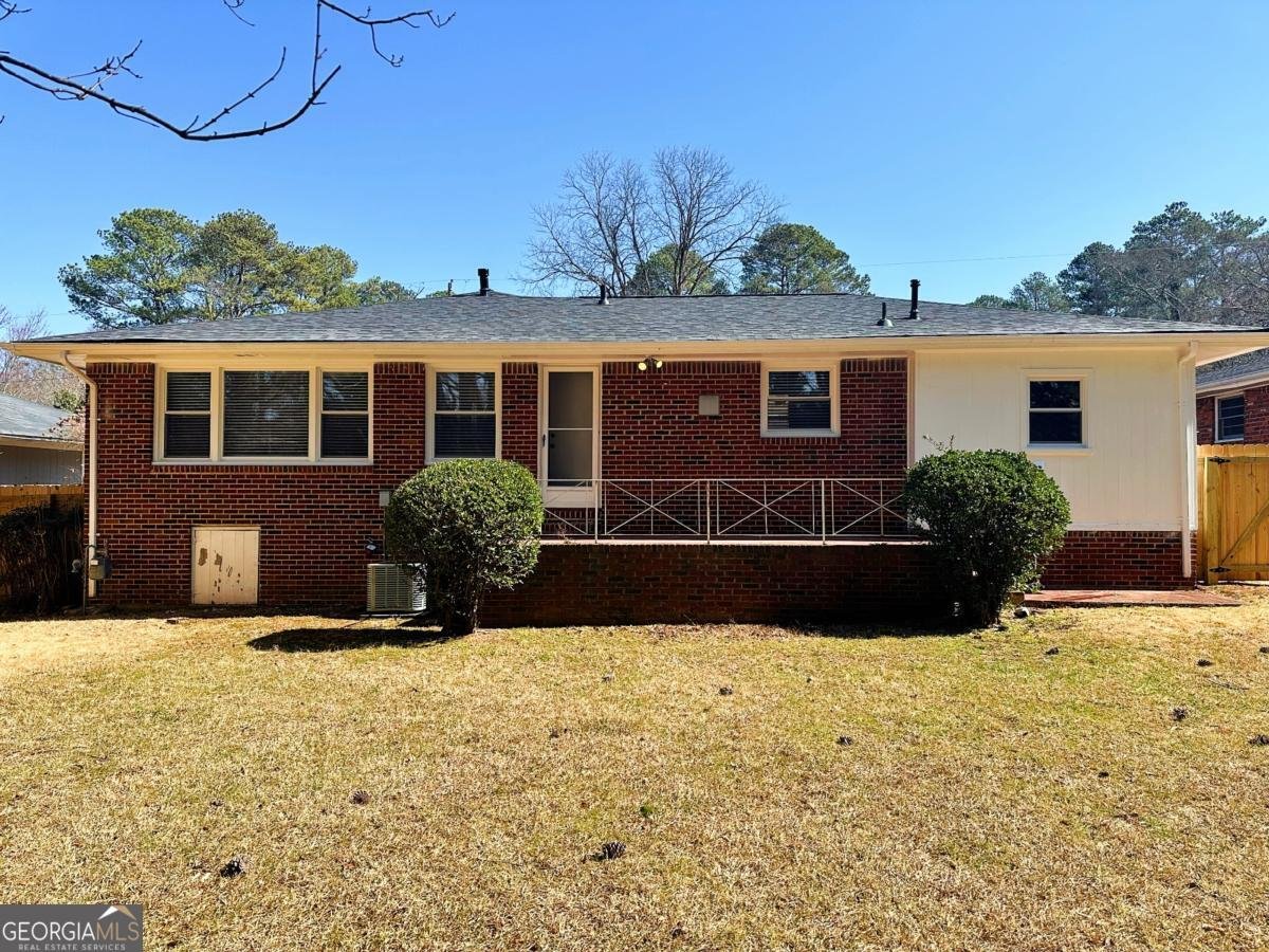 2257 Collins Drive East Point - 25