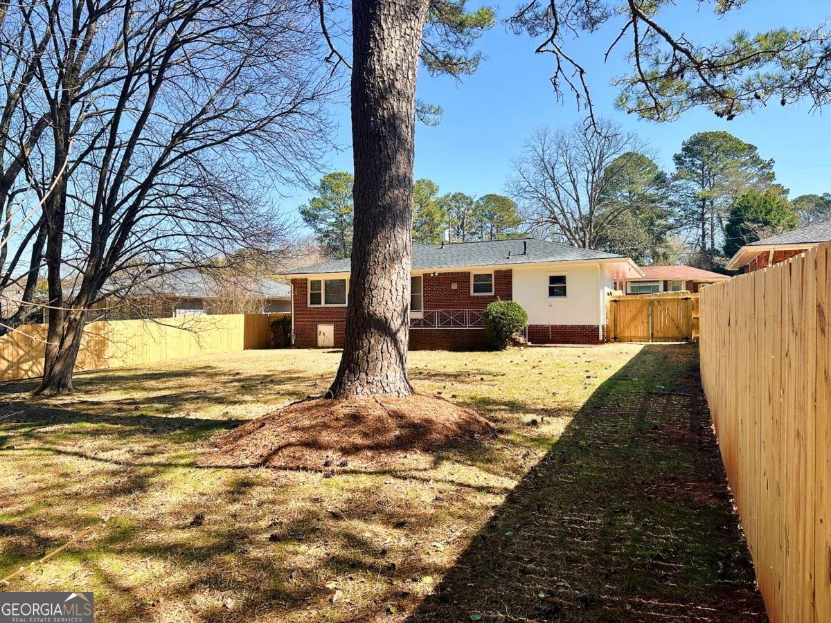 2257 Collins Drive East Point - 30