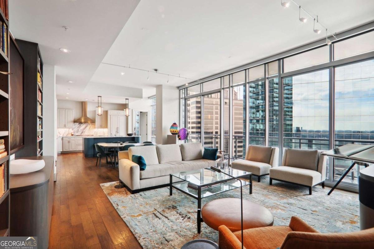 1065 Peachtree Street Atlanta - 1