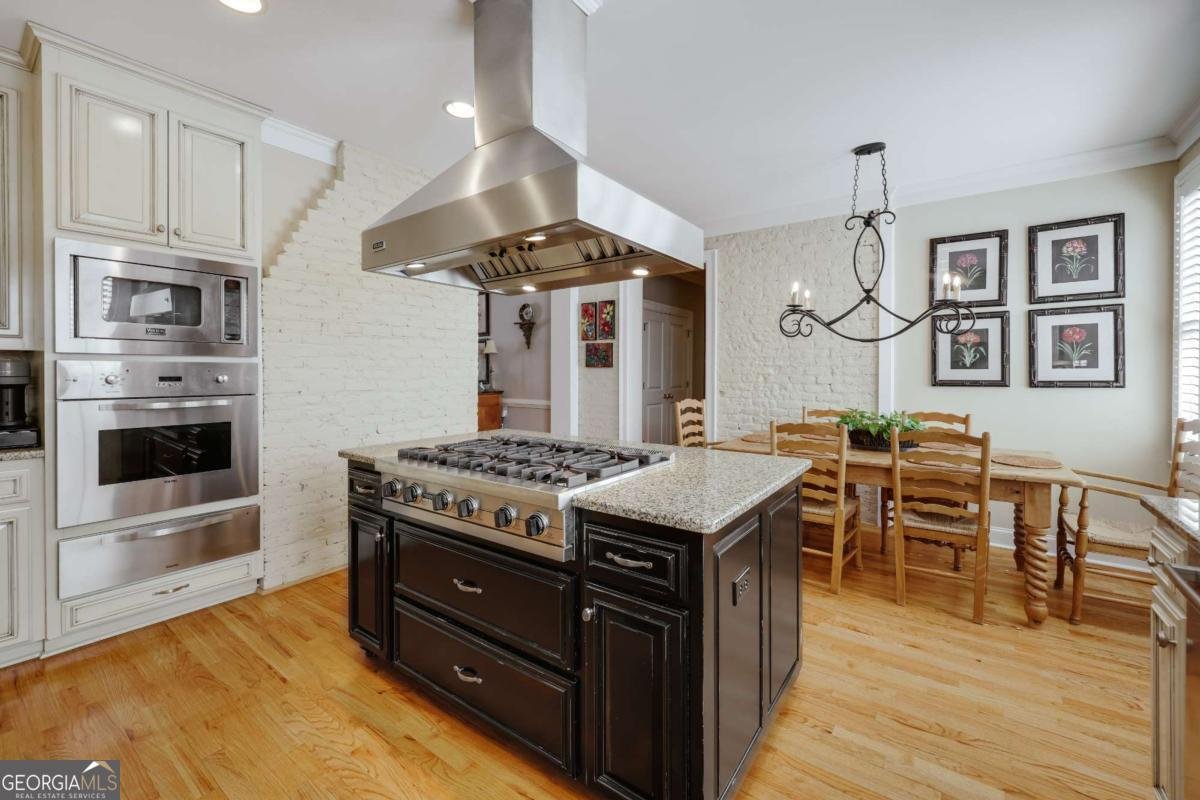 577 Cloverhurst Avenue Athens - 16