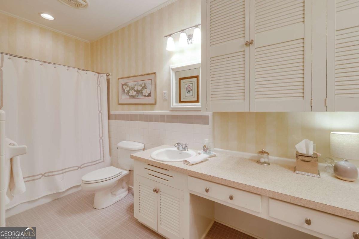 577 Cloverhurst Avenue Athens - 40
