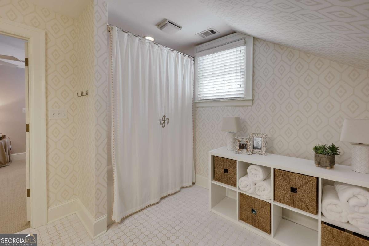 577 Cloverhurst Avenue Athens - 52