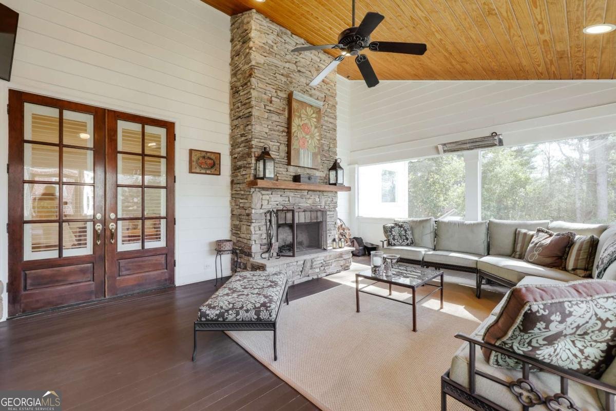 577 Cloverhurst Avenue Athens - 54