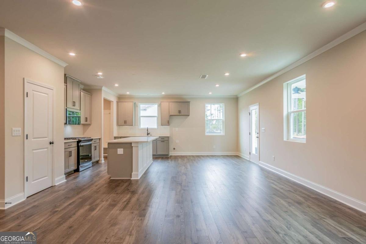 142 Henley Street Canton - 16