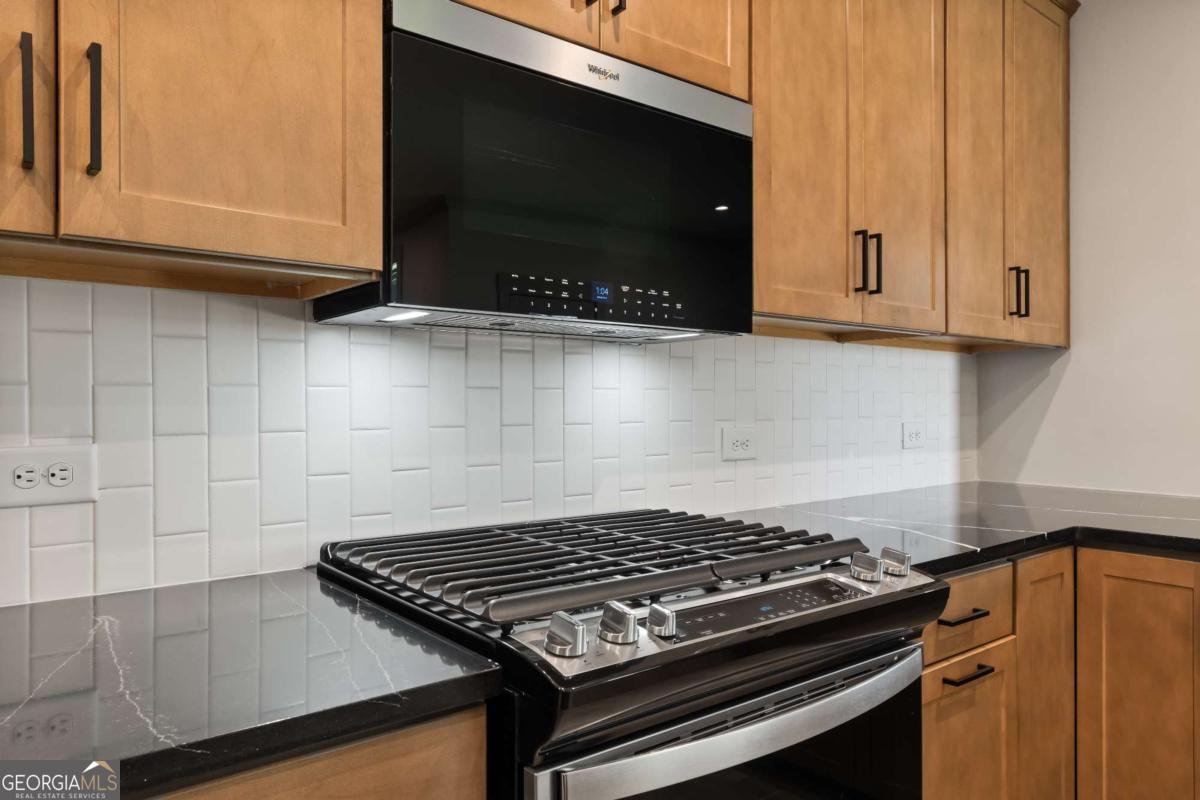 148 Henley Street Canton - 48