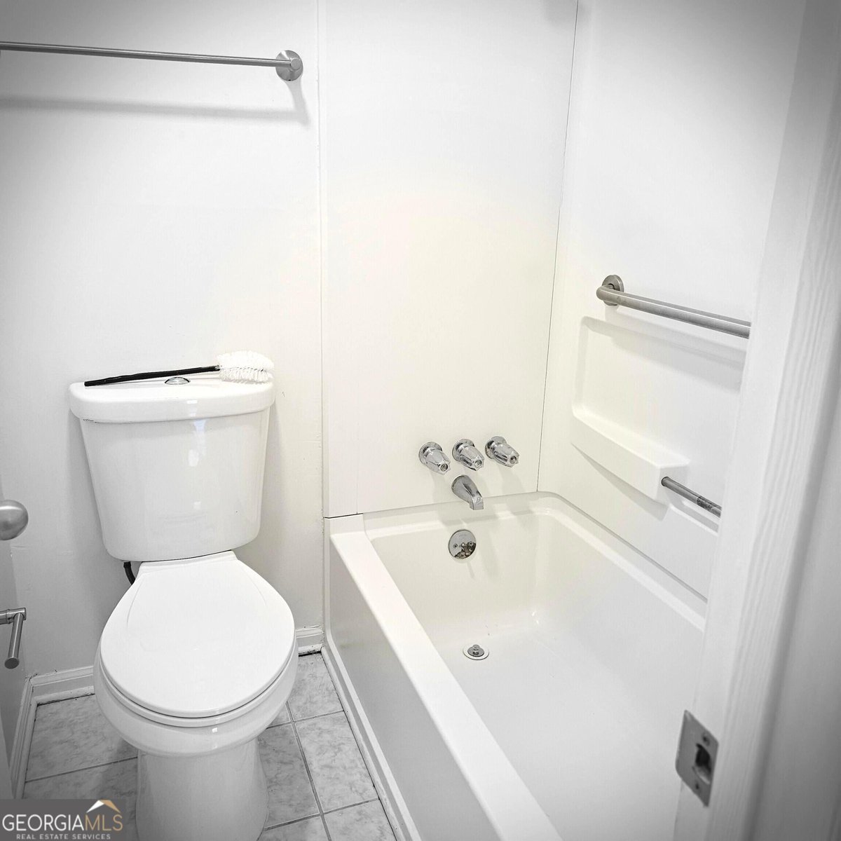 8053 Woodlake Drive Riverdale - 13