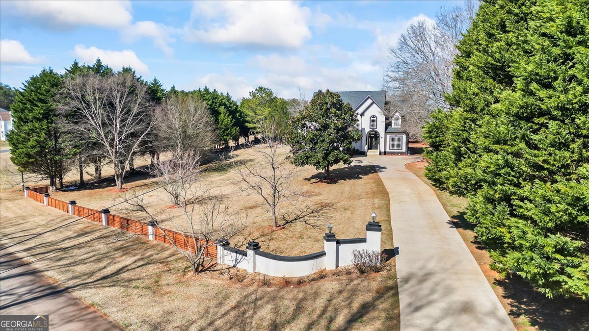 3955 Pucketts Road Snellville - 40
