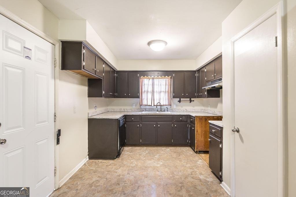 3271 Commodore Drive Macon - 13