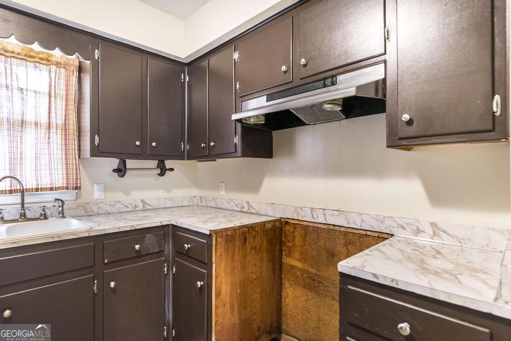 3271 Commodore Drive Macon - 14