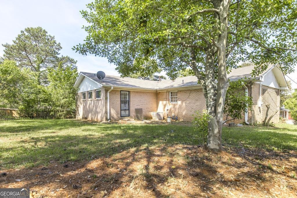 3271 Commodore Drive Macon - 24