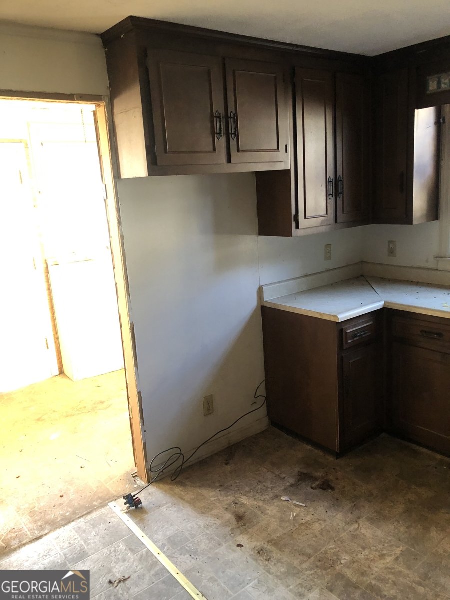219 LUCKY Swainsboro - 6