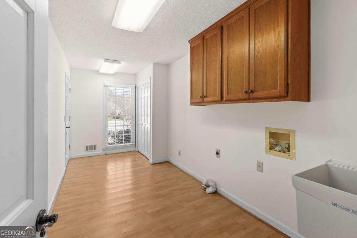 215 Stepping Stone Drive Alpharetta - 29