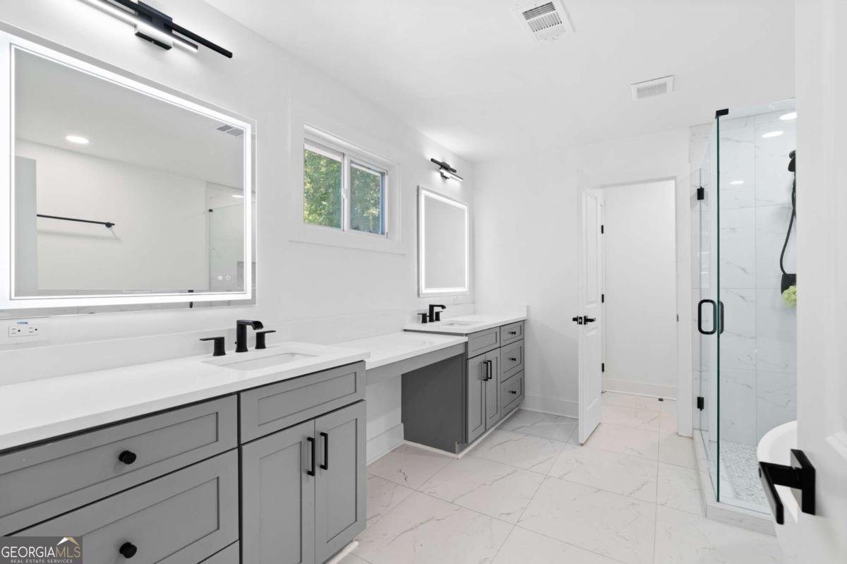 1819 Avon Avenue Atlanta - 23