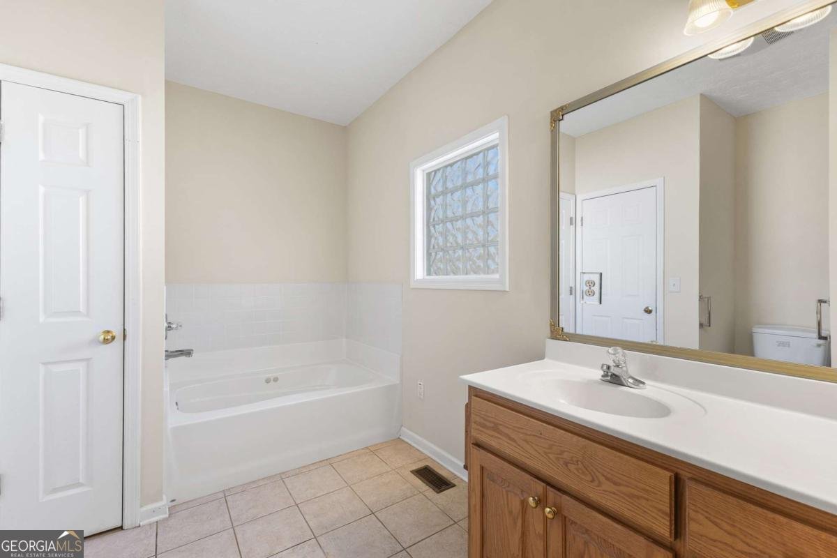 3322 Barry Lane Gainesville - 16