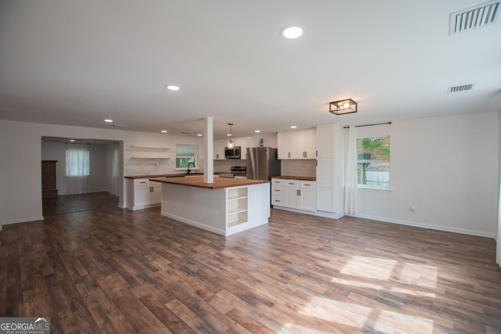 203 George Street St. Marys - 5