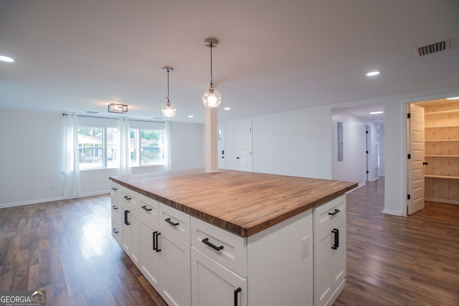 203 George Street St. Marys - 8