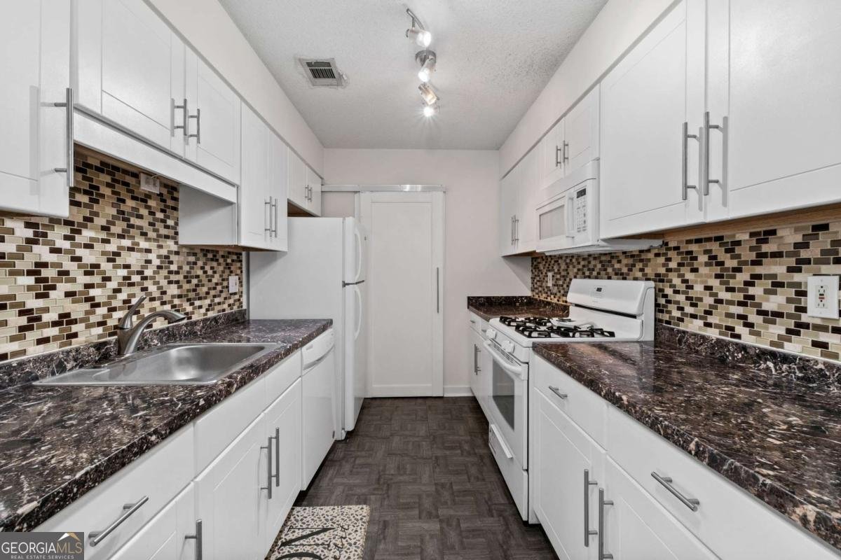903 Bridge Lane Smyrna - 11