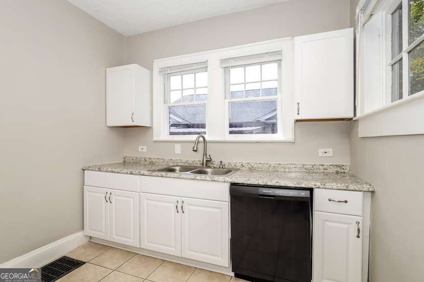1709 Rogers Avenue Atlanta - 8