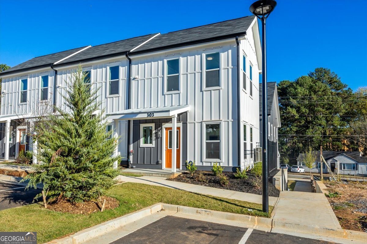 697 Fayetteville Road Atlanta - 3
