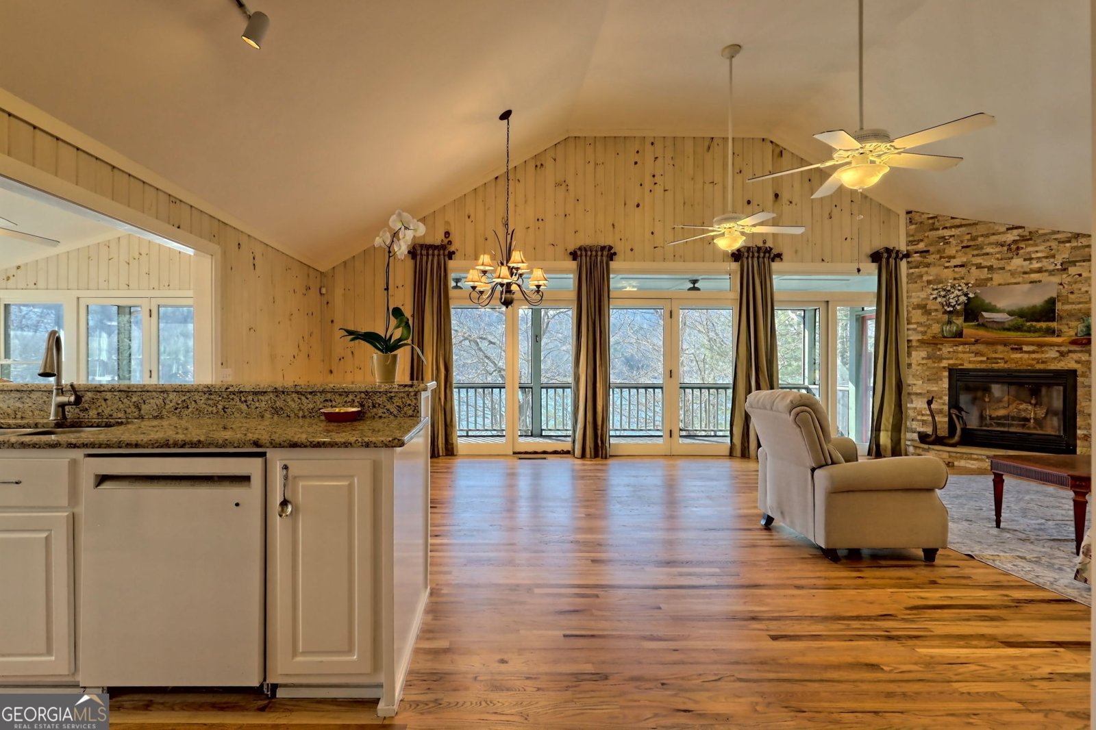 888 Moccasin Creek Road Clarkesville - 68