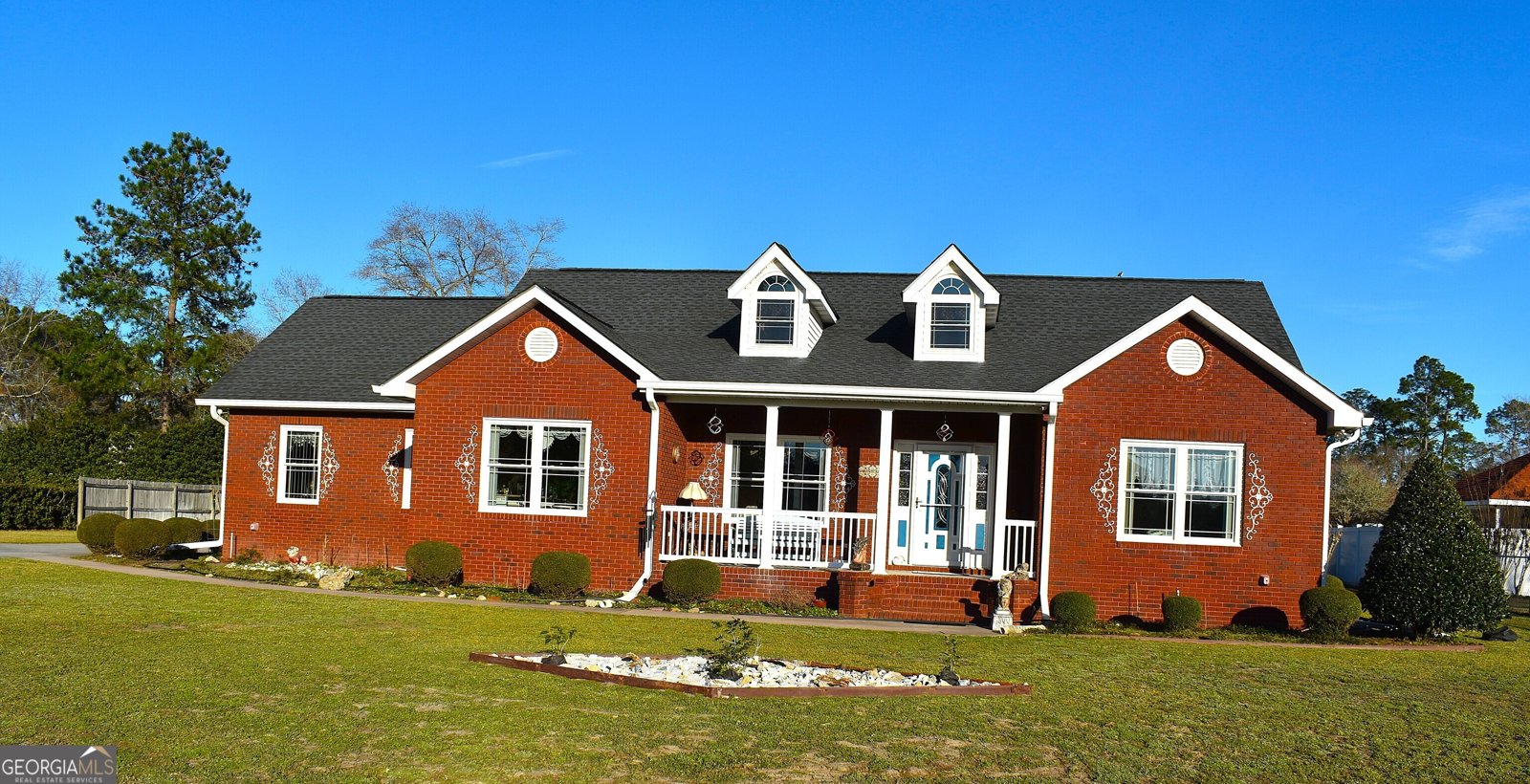 932 Hitching Post Lane Waycross - 1