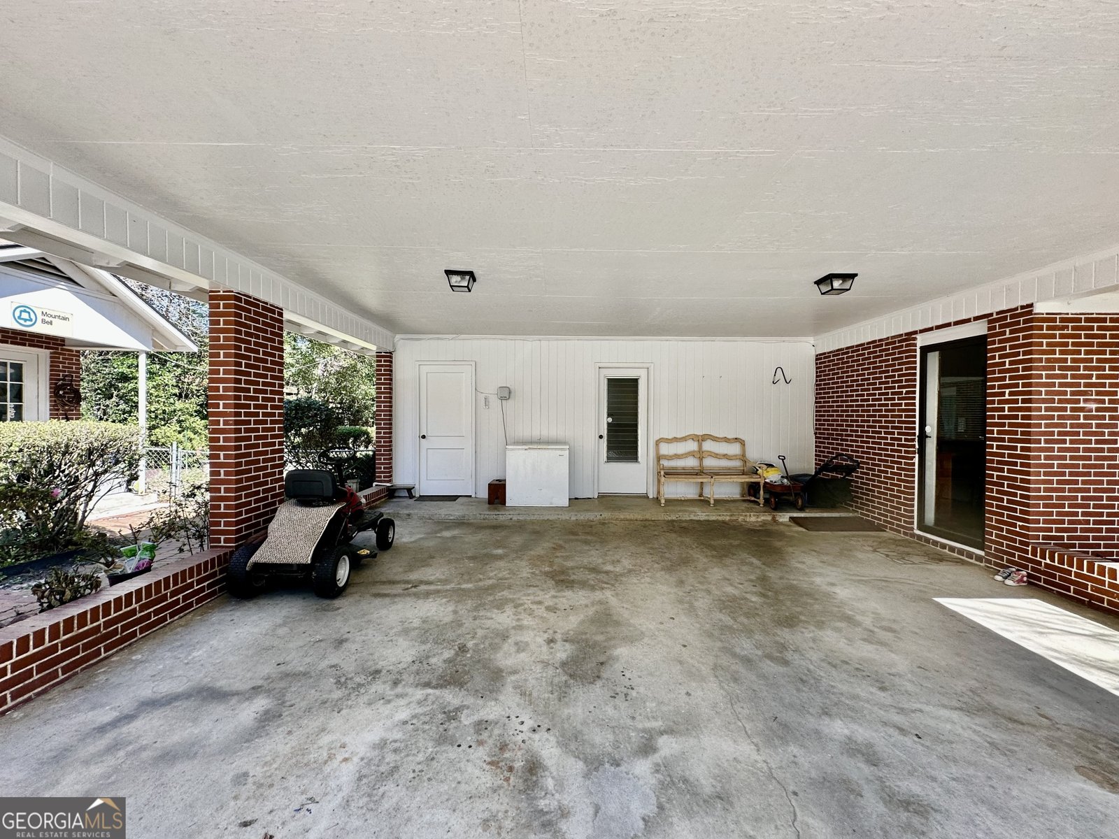 1613 Camellia Drive Waycross - 77