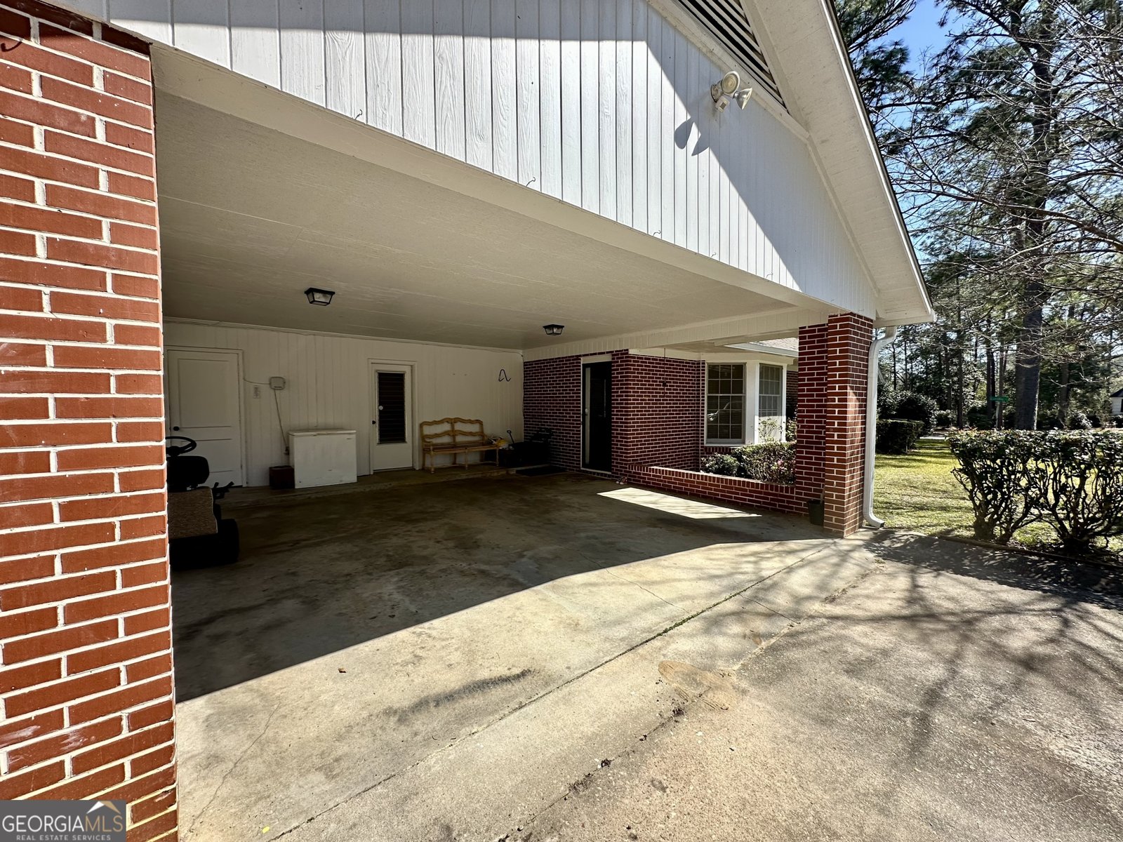 1613 Camellia Drive Waycross - 78