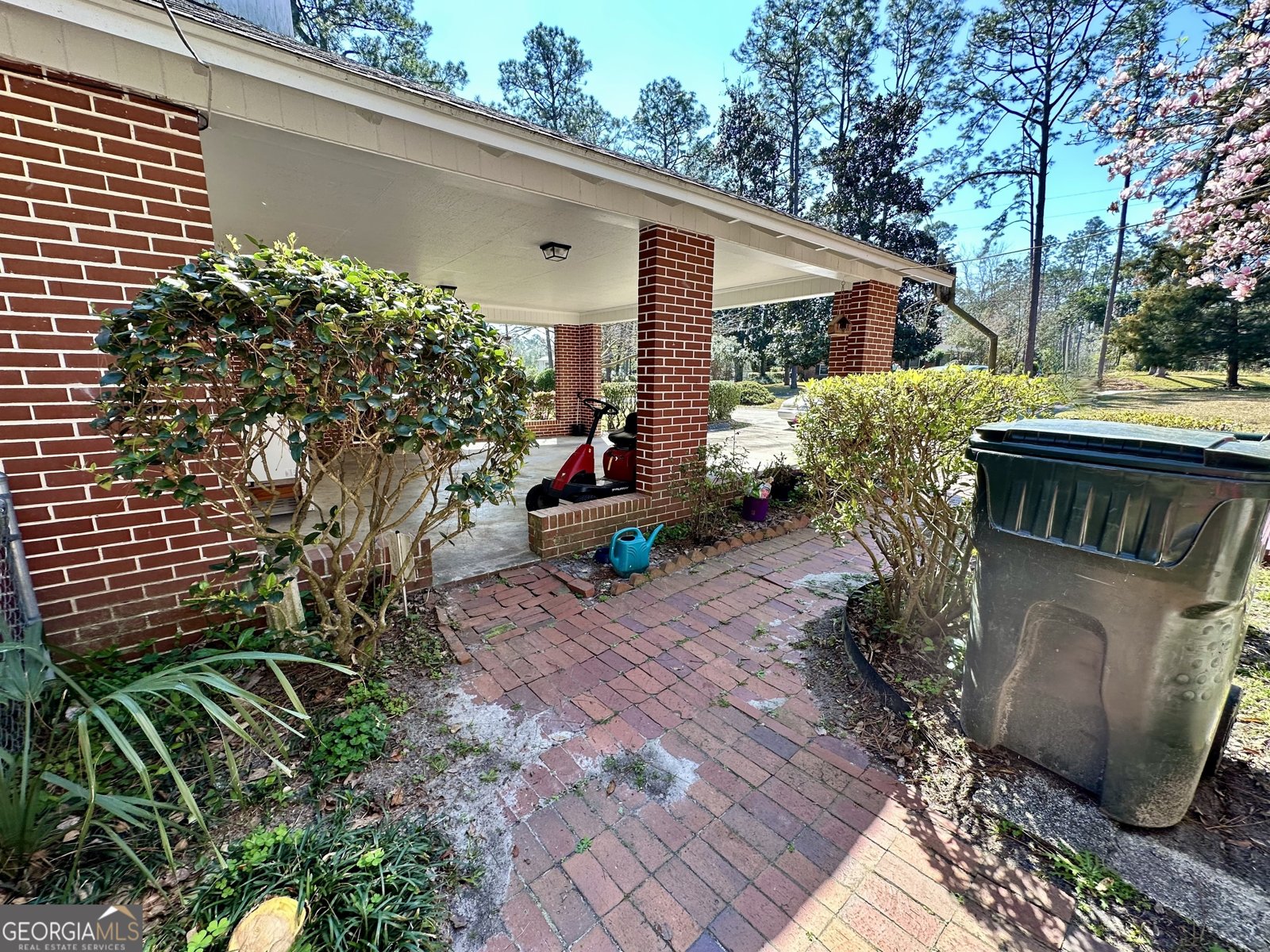 1613 Camellia Drive Waycross - 82