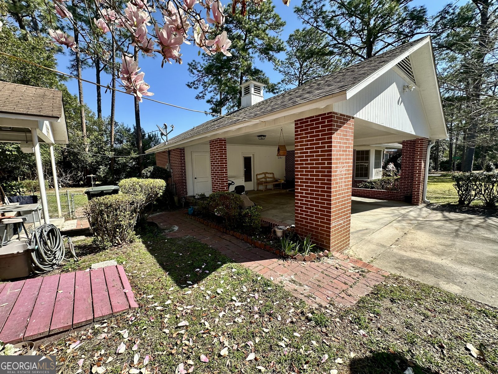 1613 Camellia Drive Waycross - 90