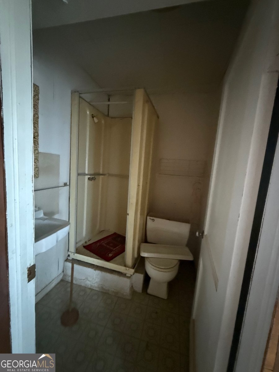 2123 Calhoun Drive Abbeville - 27