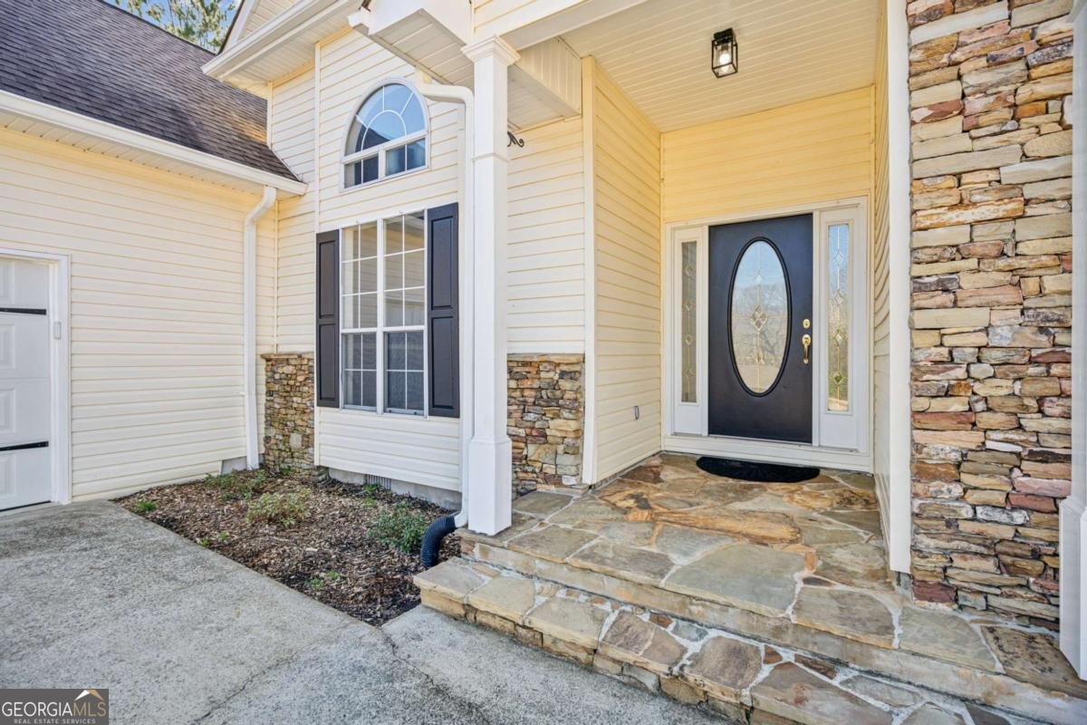 3813 Covered Bridge Place Gainesville - 2