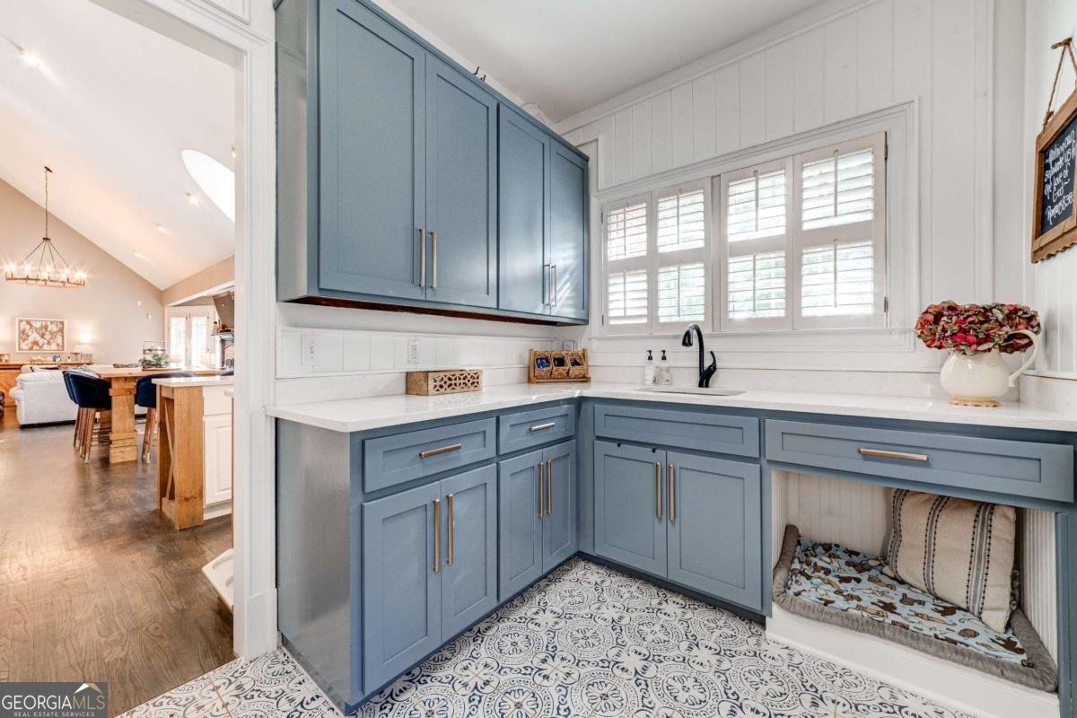 2650 Waters Edge Drive Gainesville - 27