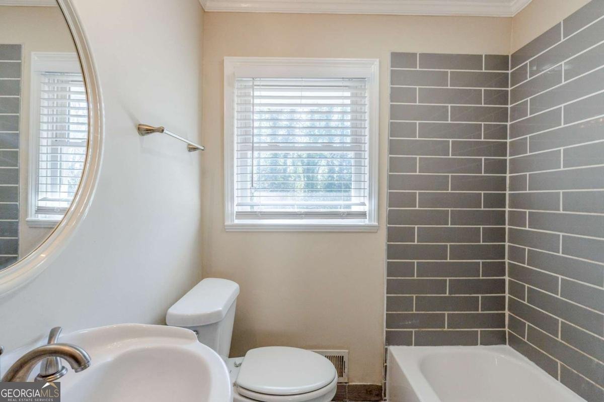 1662 Flintwood Drive Atlanta - 11