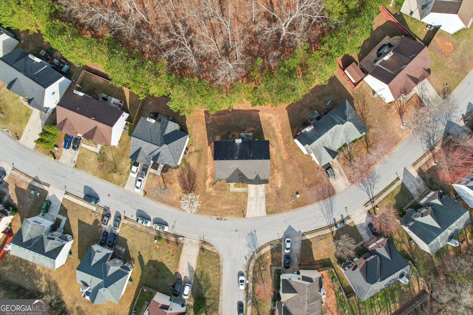 3308 Hunting Creek Pass Douglasville - 27