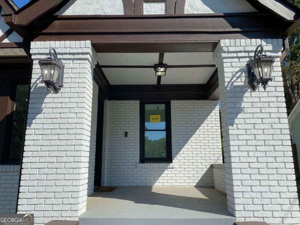 1677 Gordon Street Atlanta - 3