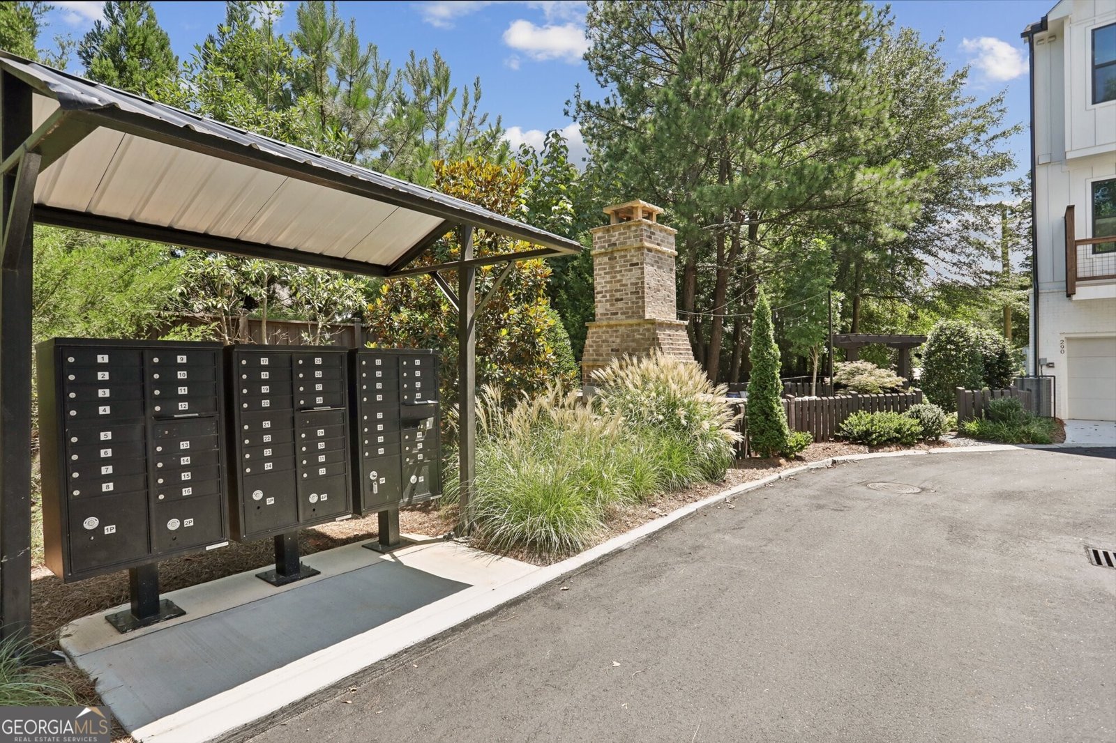 321 Dilbeck Circle Atlanta - 27