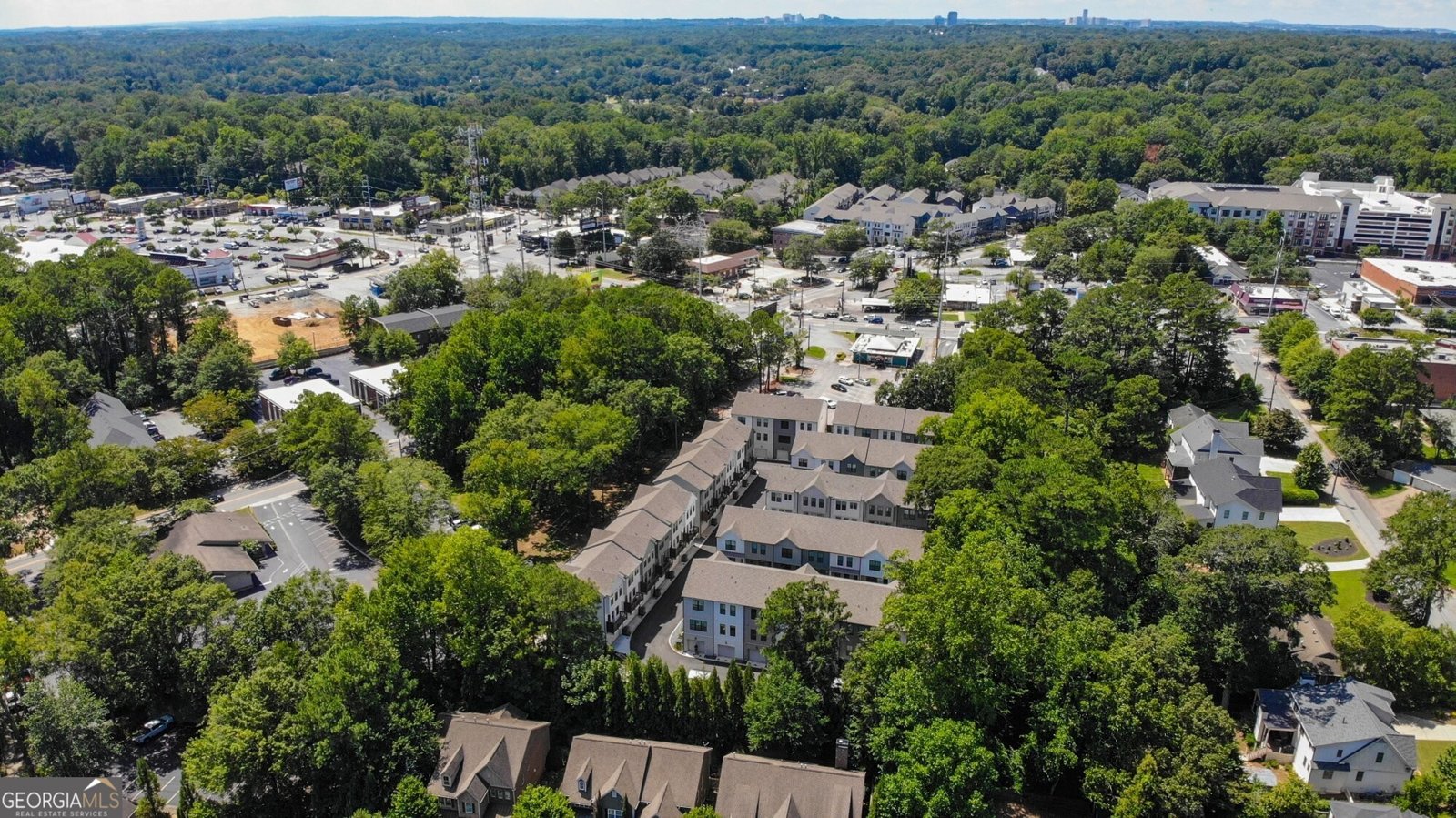 321 Dilbeck Circle Atlanta - 32