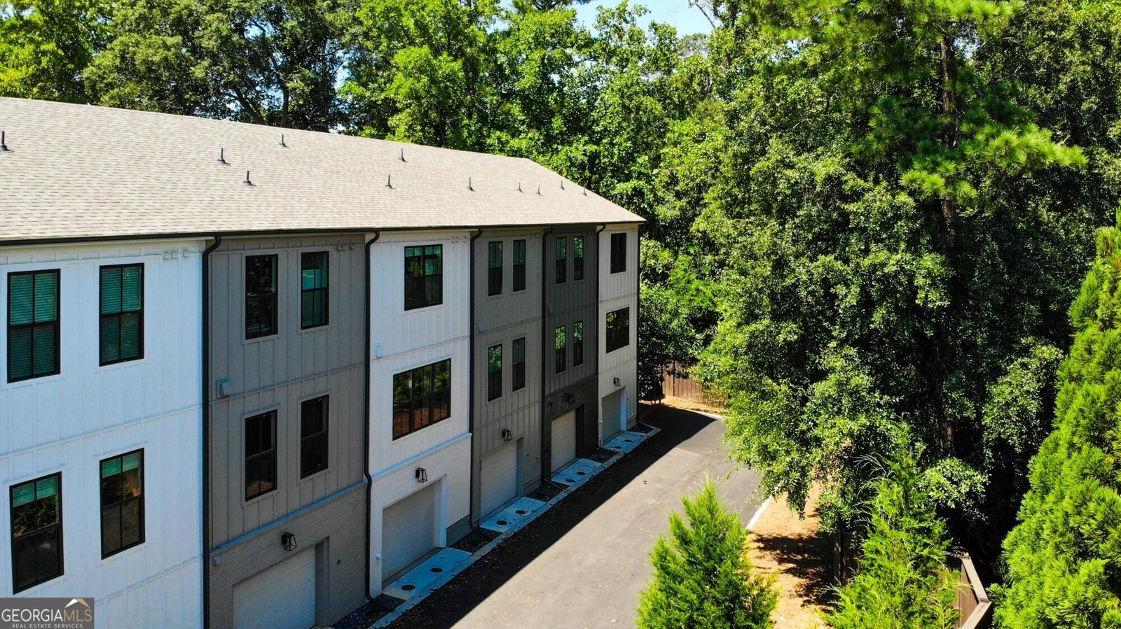 321 Dilbeck Circle Atlanta - 35