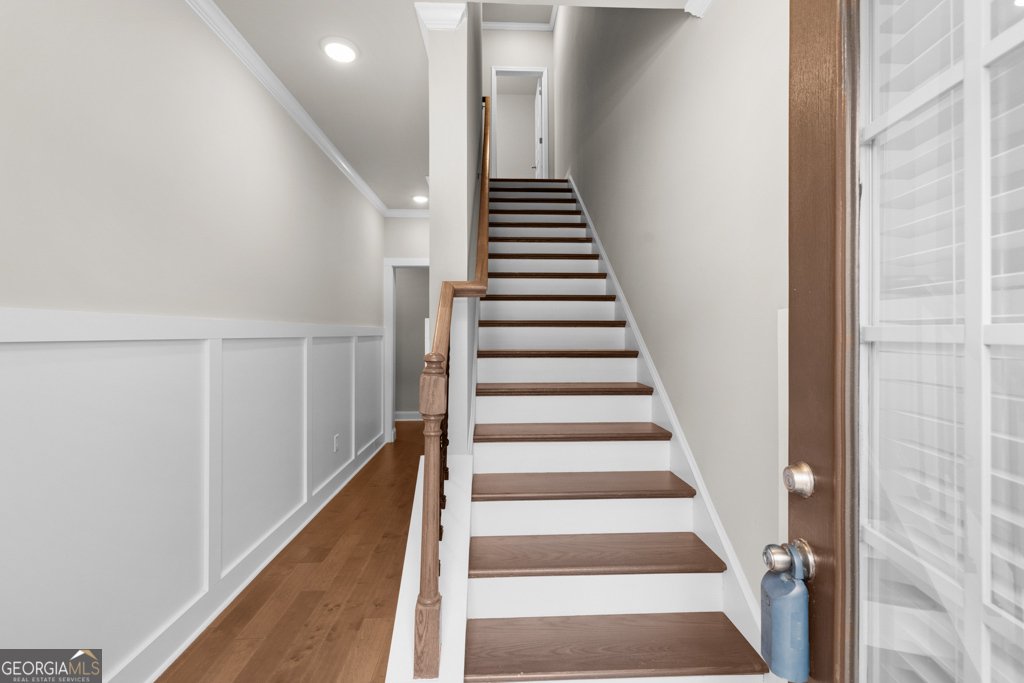 2020 Manor Pointe Drive Cumming - 16