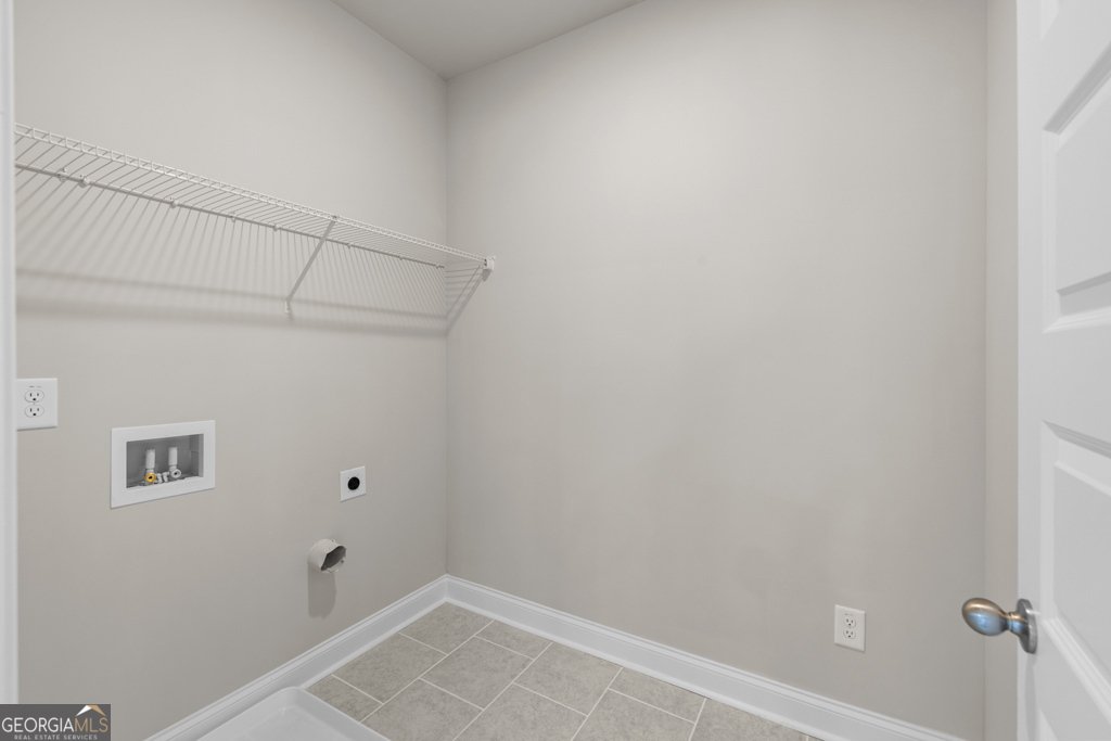 2130 Manor Pointe Drive Cumming - 2