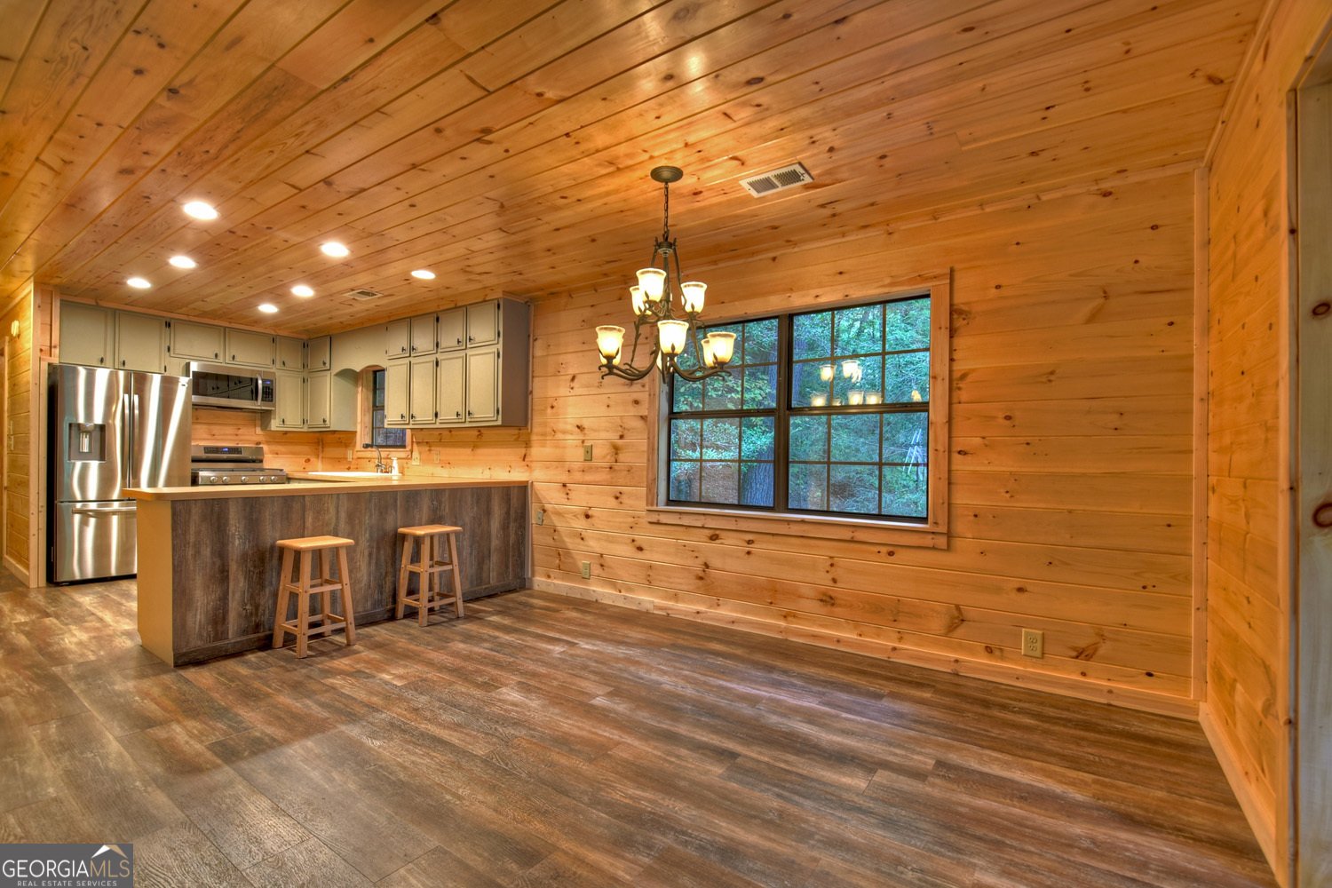 86 Cozy Valley Cherry Log - 33