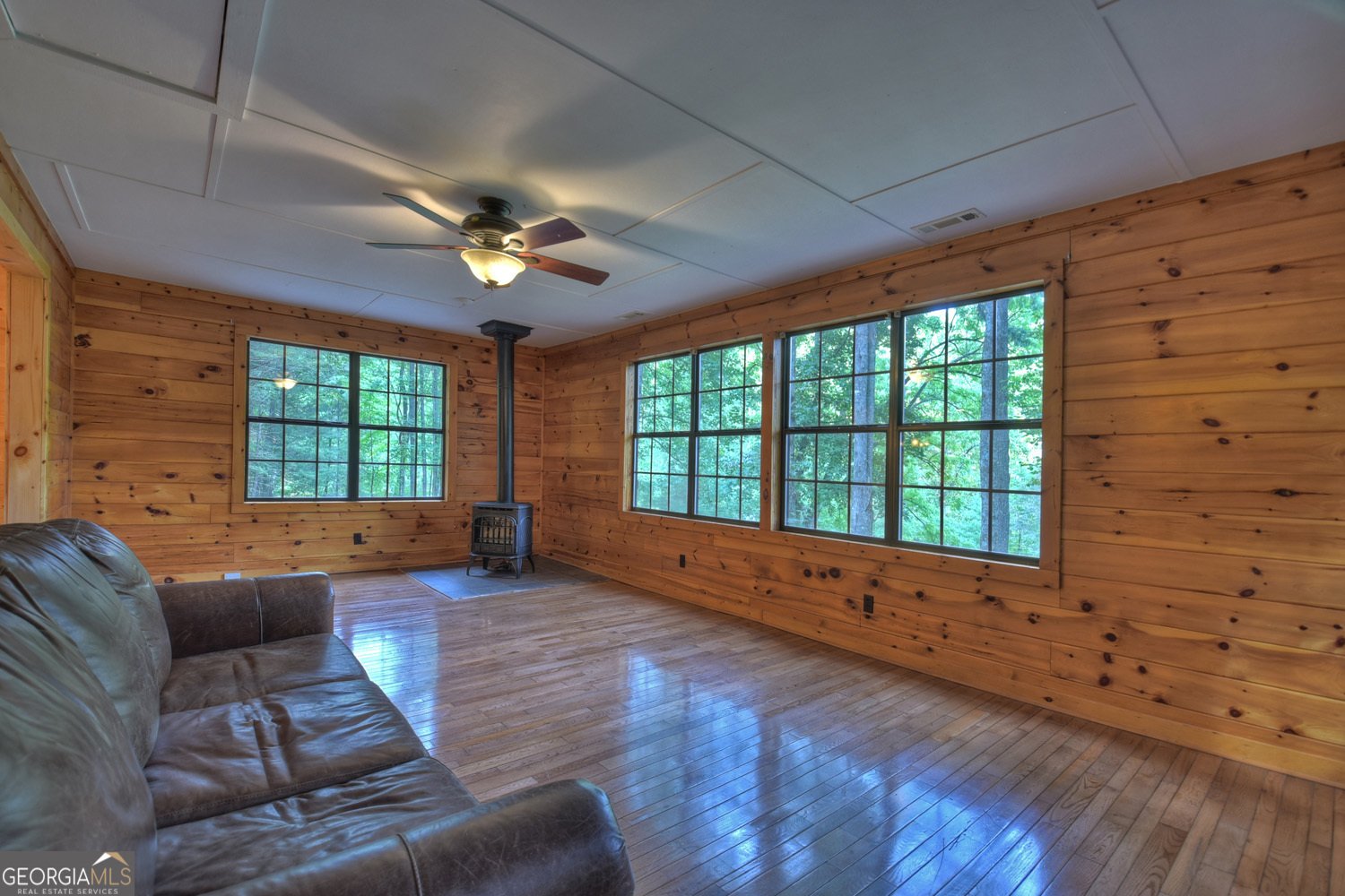86 Cozy Valley Cherry Log - 39