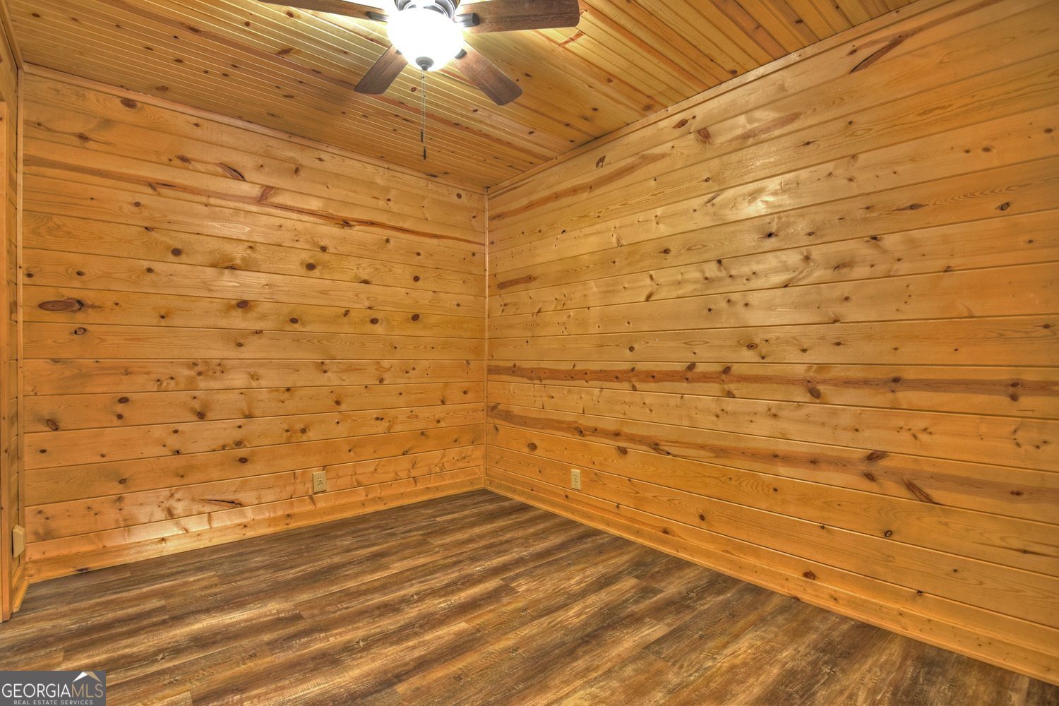 86 Cozy Valley Cherry Log - 47